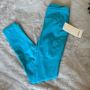 Women’s Lululemon swift, speed, high race, tight, 28” BR.